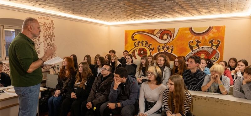 Протокол безпеки: першокурсники пройшли практичний екскурсійний маршрут укриттями коледжу